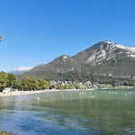 à 1 Minute Du Appartement Annecy