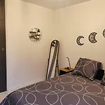 à 1 Minute Du *