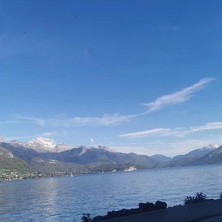 A 1 Minute Du Apartman Annecy