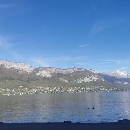 Apartment A 1 Minute Du Annecy
